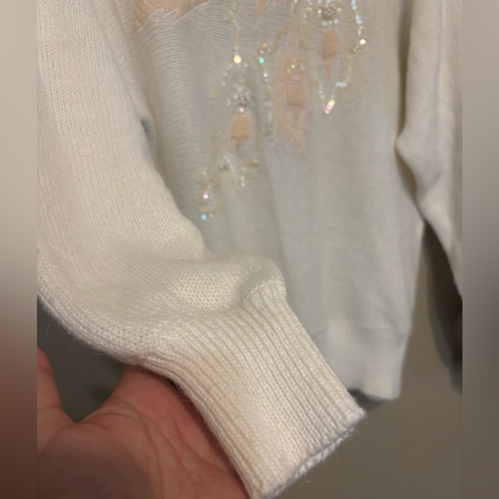 BUBBLES INTERNATIONAL Vintage 80’s Knit Sweater w. Leaf & Sequins Embellishments - Picture 3 of 6